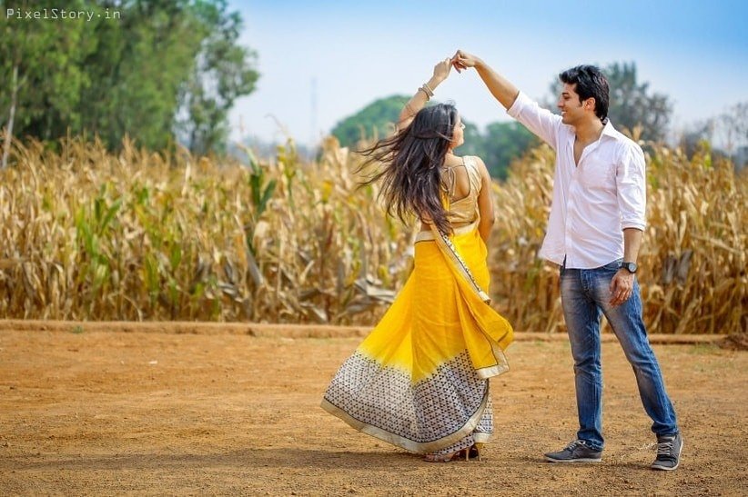 CarnationEvent1's tweet photo. Te amo moment...⭐🌟⭐ 
.
.
Falling so crazy in love...!!!♥️
.
For #preweddingphotoshoot📸 contact us on ☎️/📩 07058565108
.
.
#carnationevents🎉 #event #events #eventplanner #photooftheday #tbt #instadaily #eventstyling  #wedding #pune #nashik #punekar #wedding #aurangabad https://t.co/kCWqPvhRVf