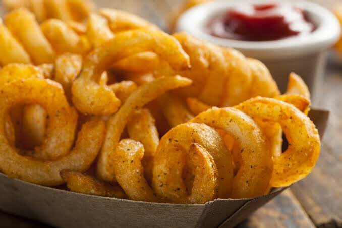 Y’all: “curly fries” Me, an intellectual: “rotatoes”