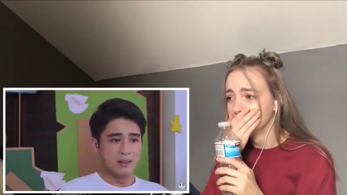 darrylezekiel's tweet image. My favourite after work escape every Thursday is watching your reactions for #HelloStrangerEP7 @Dreamgirrl13 @kentcrexreacts @imJCAlcantara @Black_SheepPH @tonythesharky