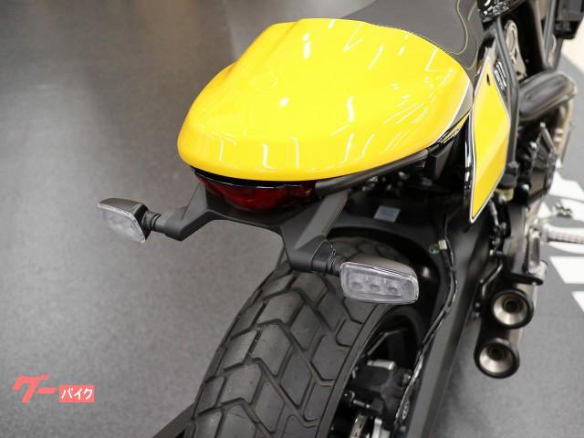 motosquare_ap's tweet photo. 新古車入荷!! #ｽｸﾗﾝﾌﾞﾗｰﾌﾙｽﾛｯﾄﾙが入荷しました!ﾌﾗｯﾄﾚｰｽをもとに作られた#bikeは,軽量,乗りやすい車両となっております！
是非ご覧下さいませ！
#motosquare #autoplanet #ドゥカティいいじゃん #スクランブラーフルスロットル #ducati #ドゥカティ https://t.co/bNxCfl7Oll