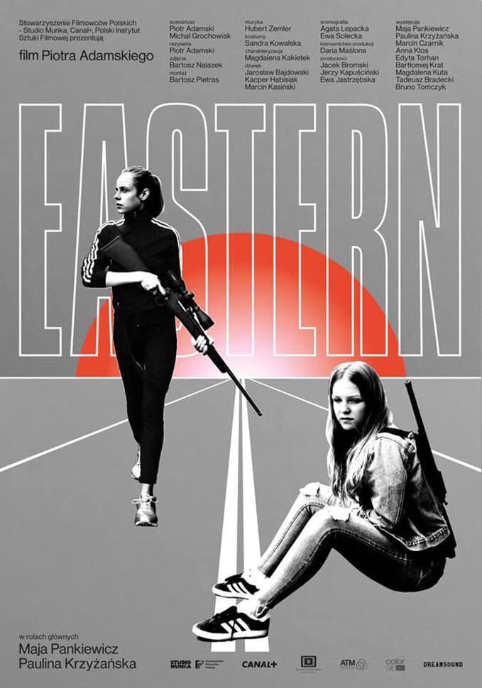charlyr2d2's tweet photo. #Eastern la película polaca que habría dirigido Lanthimos. Con un inicio atractivo y desconcertante, hasta que se entiende lo que sucede en esa sociedad, pierde algo de fuelle en su parte final. Destacar la atmósfera enrarecida y el trabajo de las dos actrices. #AFF2020 https://t.co/a5qNKNH0Ey