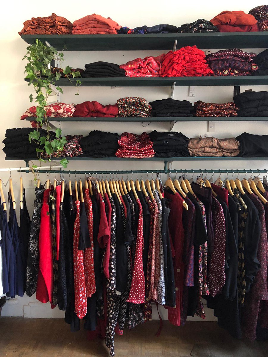 PossibleFrance's tweet photo. Retrouvez désormais toutes les pièces stylées et Made in France Possible chez @voisins_les ! 🇫🇷
#EnModePossible #MadeinFrance #LesGrandsVoisins #fashion https://t.co/zFeJ86WnDm