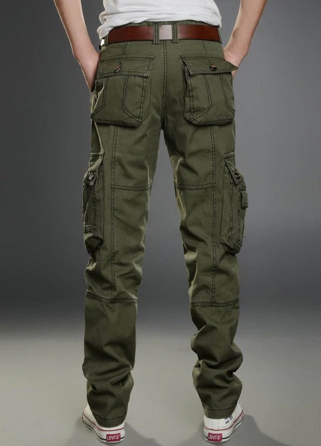 BlogDeMonsieur's tweet photo. Le dossier des vacances : comment porter le #pantalon #cargo pour homme ? Voici les pièges à éviter pour style pointu et confortable.
https://t.co/yZmC0ohVHH
#style #bloghomme #modehomme #conseils https://t.co/5amSFe6eqB