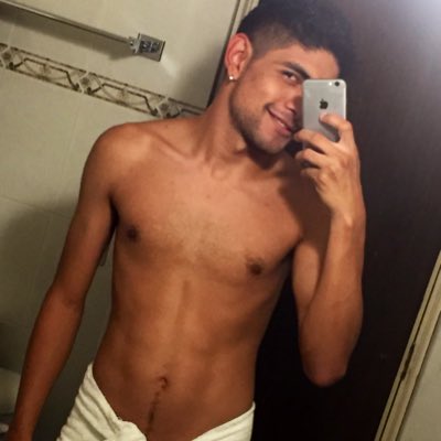 #NuevaFotoDePerfil https://t.co/M1fSRoaQja<a href="/tag/nuevafotodeperfil"class="tags">#NuevaFotoDePerfil</a>