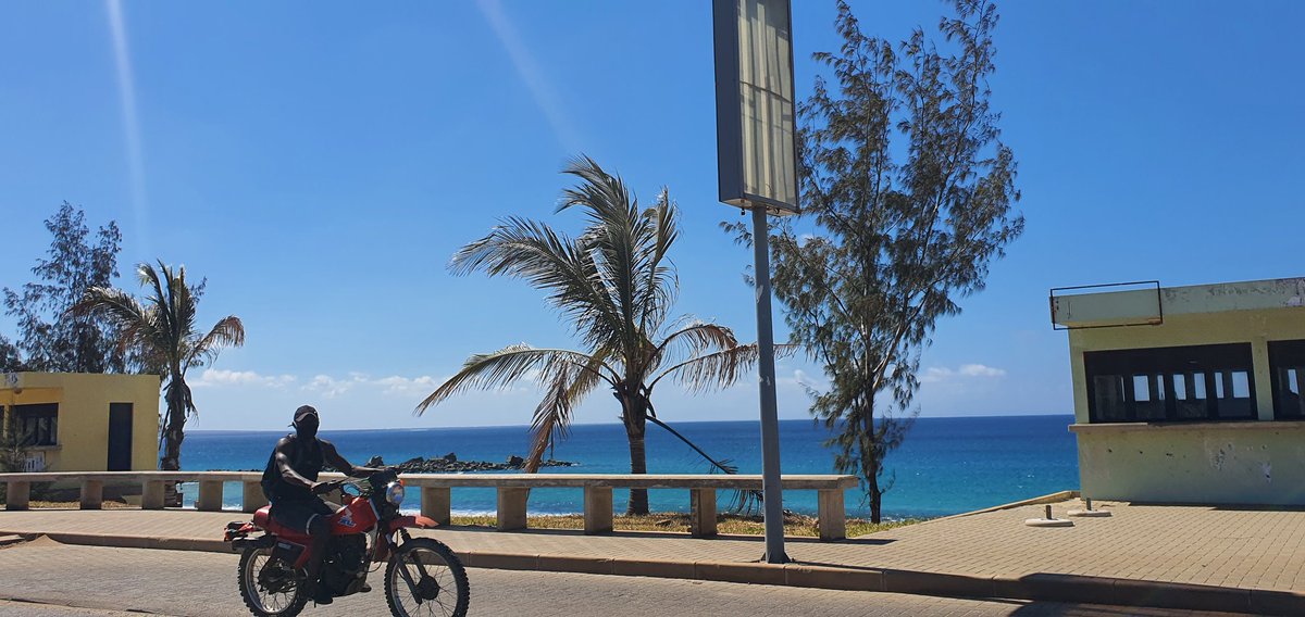Ngenje10's tweet photo. New Footprints!

#Pemba #Run265 #CoastRun https://t.co/o4cHw5HKVF