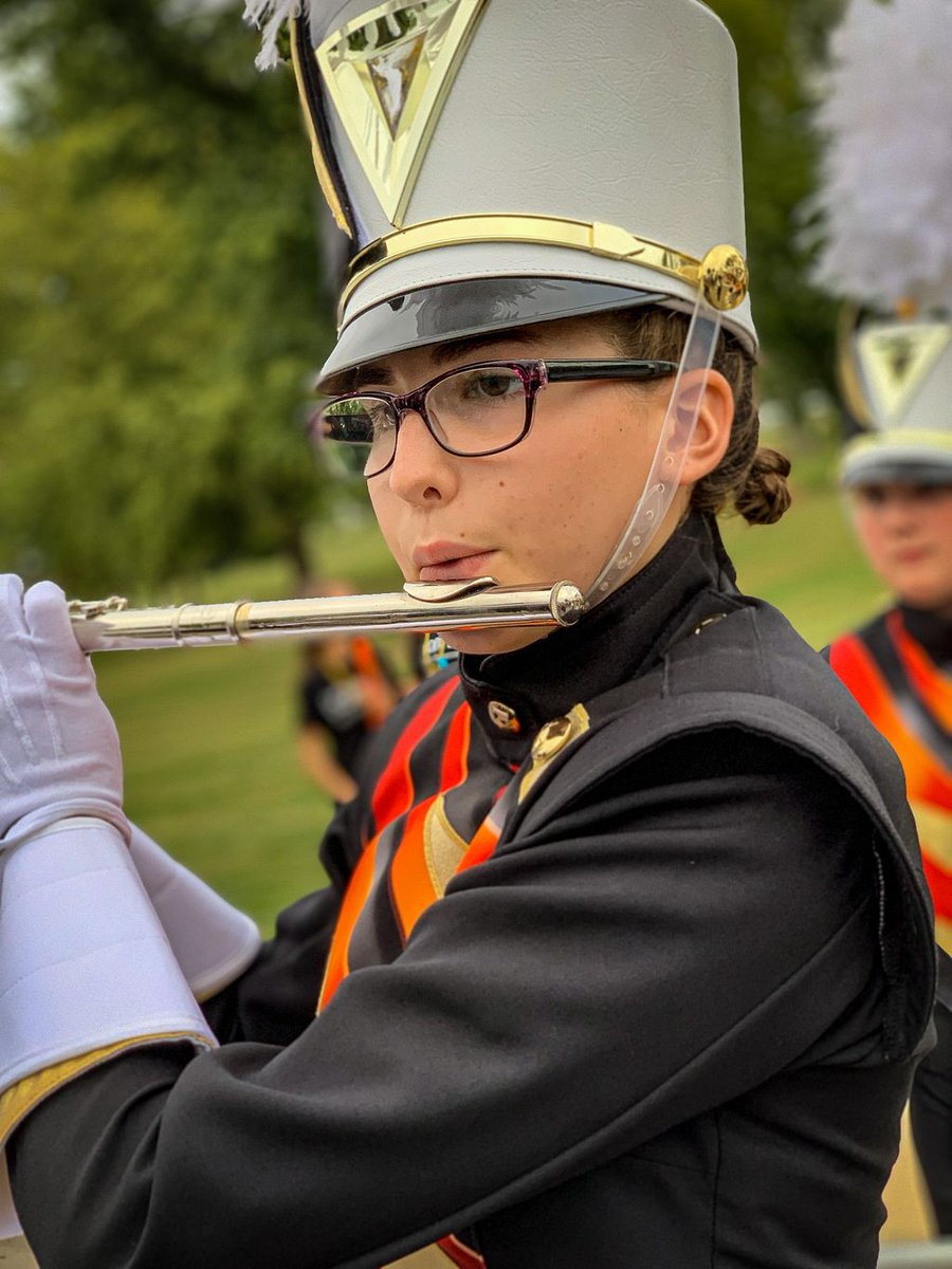 WaterlooHSBands's tweet photo. Looking forward to the next time we all get to play Loyalty together!
#WaterlooMarchingBulldogs
#WaterlooProud
#WaterlooStrong
#MoreThrowbacks https://t.co/IQwxDFQmf2