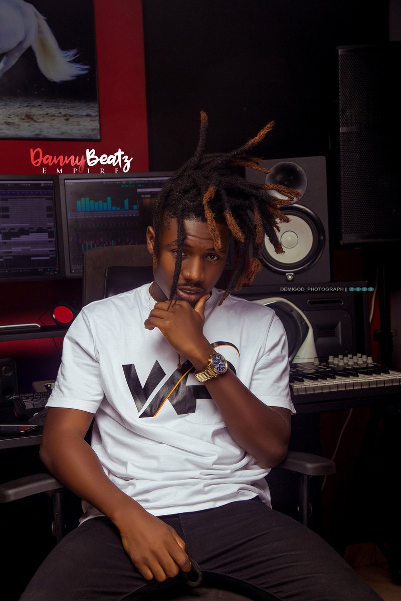 DannyBeatzGh's tweet photo. Make it happen, shock everyone.
And let them ask how you made it 
#dannybeatzclassic 
#DannyBeatzEmpire 
#DannybeatzGh 
#Medekuku 
#dontletmefall 
#kpalogodance

@demigod_photograph  shot it💥💥💥 https://t.co/aPNIhSkqNs