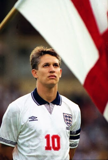 Julien5Muller's tweet photo. L'Angleterre est "out". Et Graham Taylor fera encore pire en manquant la World Cup 1994...
Fin de carrière pour Lineker, remplacé à l'heure de jeu.
Son compteur buts s'arrête 48, à un pion de Bobby Charlton #CestCon
Reste que Gary est une des figures majeures des Trois Lions. https://t.co/xZ1pPWnjfQ