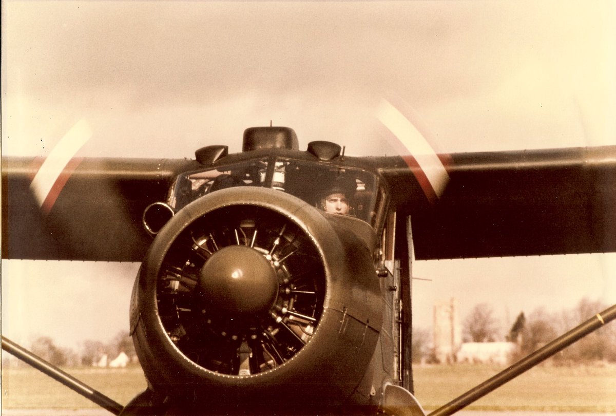 PhilipAmadeus's tweet photo. Flying Beaver over Belfast 1980-82 on low level photo sorties over suspect cars so bomb disposal can approach safely. Low speed take-off and landing at 40/50kts, but also supersonic, well the prop tips were at full power
-
-
#dhc2beaver #armyaircorps  #pilotslife #pilot https://t.co/KqAqc64Bfr