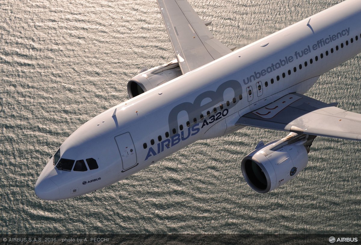 Airbus's tweet photo. Airbus logged 4 new orders in July 2020 taking the net orders for 2020 to 302 jets. As for deliveries, our global teams handed over 49 #A220 &amp; #A320 Family aircraft to 27 customers worldwide.
➡️ https://t.co/Dq6k5tdNRX https://t.co/46VC8EohcJ