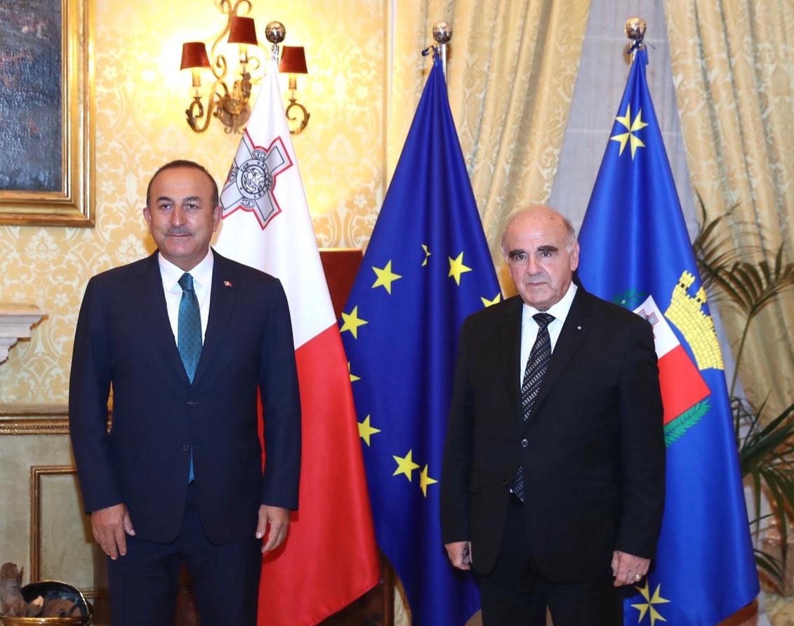 #Malta Cumhurbaşkanı George Vella’ya Cumhurbaşkanımız @RTErdogan’ın iyi dileklerini ilettik. Malta Dışişleri Bakanı olduğu dönemde imzalanan anlaşmalar ilişkilerimizin gelişmesine önemli katkı sağladı. Libya’daki kriz ve düzensiz göç konusunda Malta’yla birlikte çalışacağız.