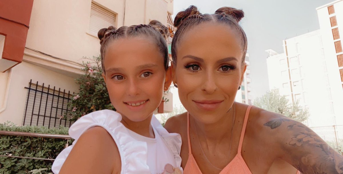 Nuestras Falleras Mayores, MARTA Y ALMUDENA, os desean ‼️un feliz verano‼️🤩
#verano #summer2020 #sumertime