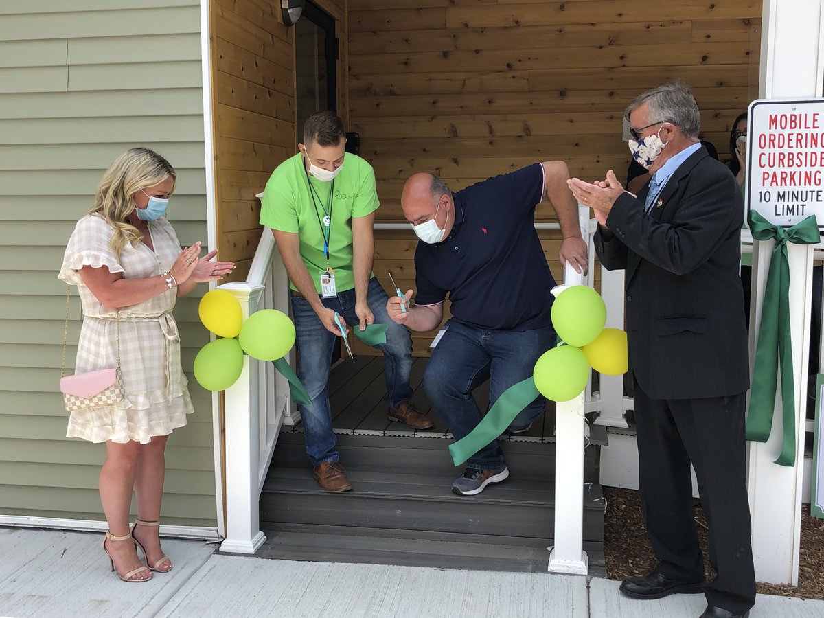 RocklandTown's tweet photo. Ribbon cutting ceremony for the opening of Rockland's first cannabis (marijuana) dispensary: CannaVanna, located at 256 Weymouth Street. Included in the photo is Rockland Board of Selectmen Vice Chair Kara Nyman and Selectman Larry Ryan. https://t.co/NvP72u9Ra2