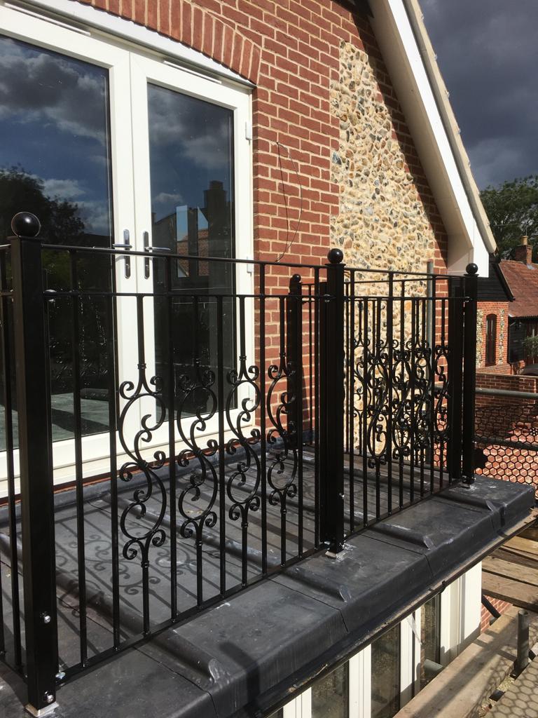 AbbeyEngineeri1's tweet photo. We just completed a beautiful new #balcony!

Contact us on info@abbeyengineering.co.uk for any custom steel work - we provide free no obligation quotations.

#suffolkuk #suffolkbusiness #suffolk #welding #fabricators #homeimprovement #gardendesign #homedecor #gardenimprovements https://t.co/Z1zior8Gr2