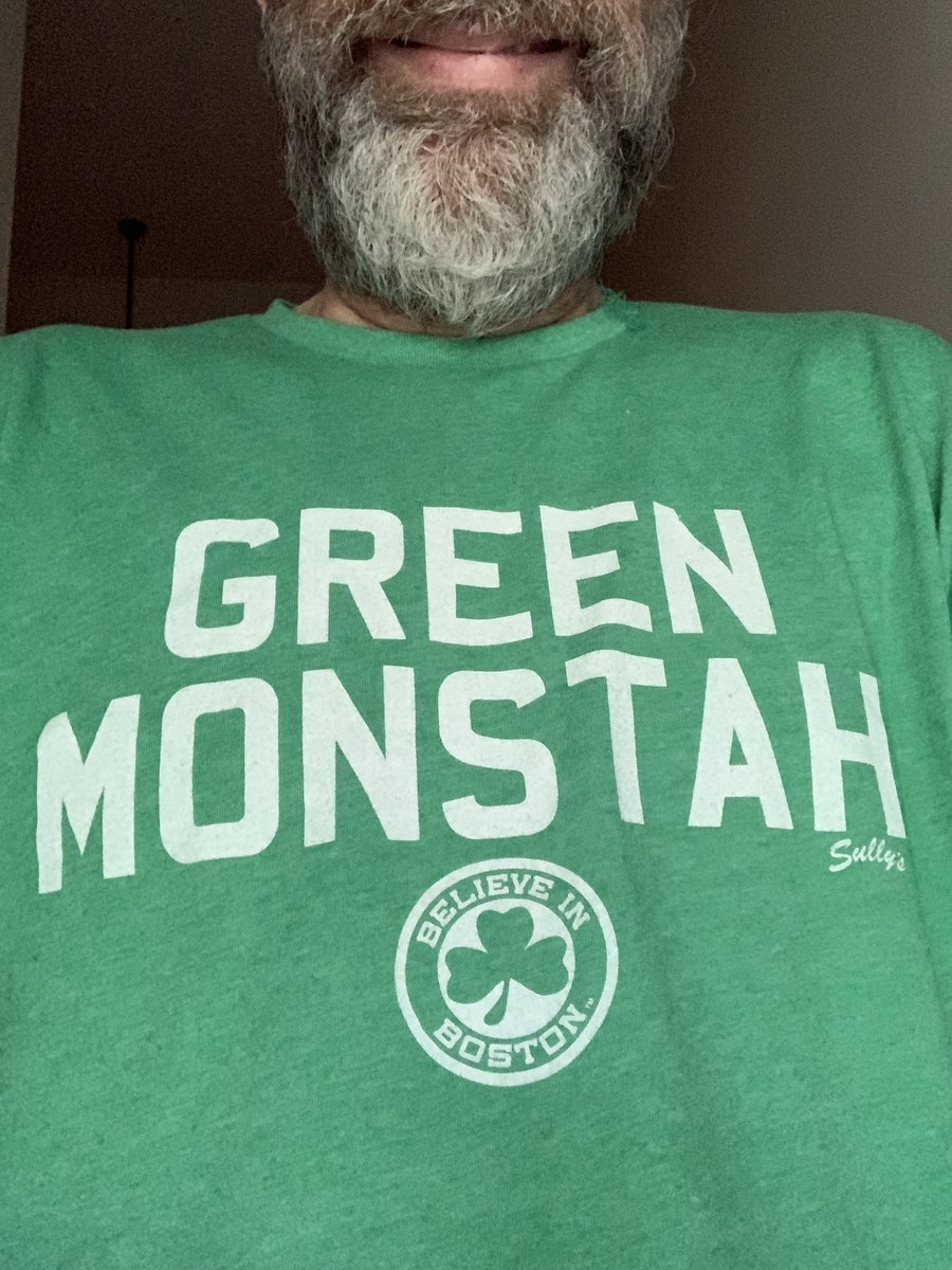 DocKevinElder's tweet photo. It’s another #ThrowbackThursday to last May at the @RealBIEvent in Boston on the campus of @MIT and visiting the #GreenMonstah #WickedFun This year it is virtual, you should check it, great speakers/faculty & content @howarddresner & Associates #RealBI https://t.co/80is6qK1oK https://t.co/qrn3gwAq3J