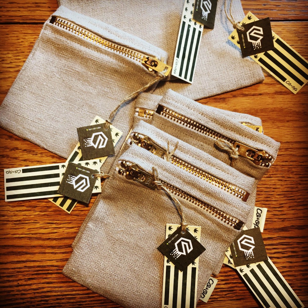 ShakeColab's tweet photo. #ThrowbackThursday to our first round of #sample #packaging and #hangtags !!! Shoutout to our buds @thehempcoop for making quality hemp gear. We love your masks, hempkerchiefs and hair cloud scrunchies too!💚 #ecopackaging #collaboration https://t.co/R5Sltfae51
