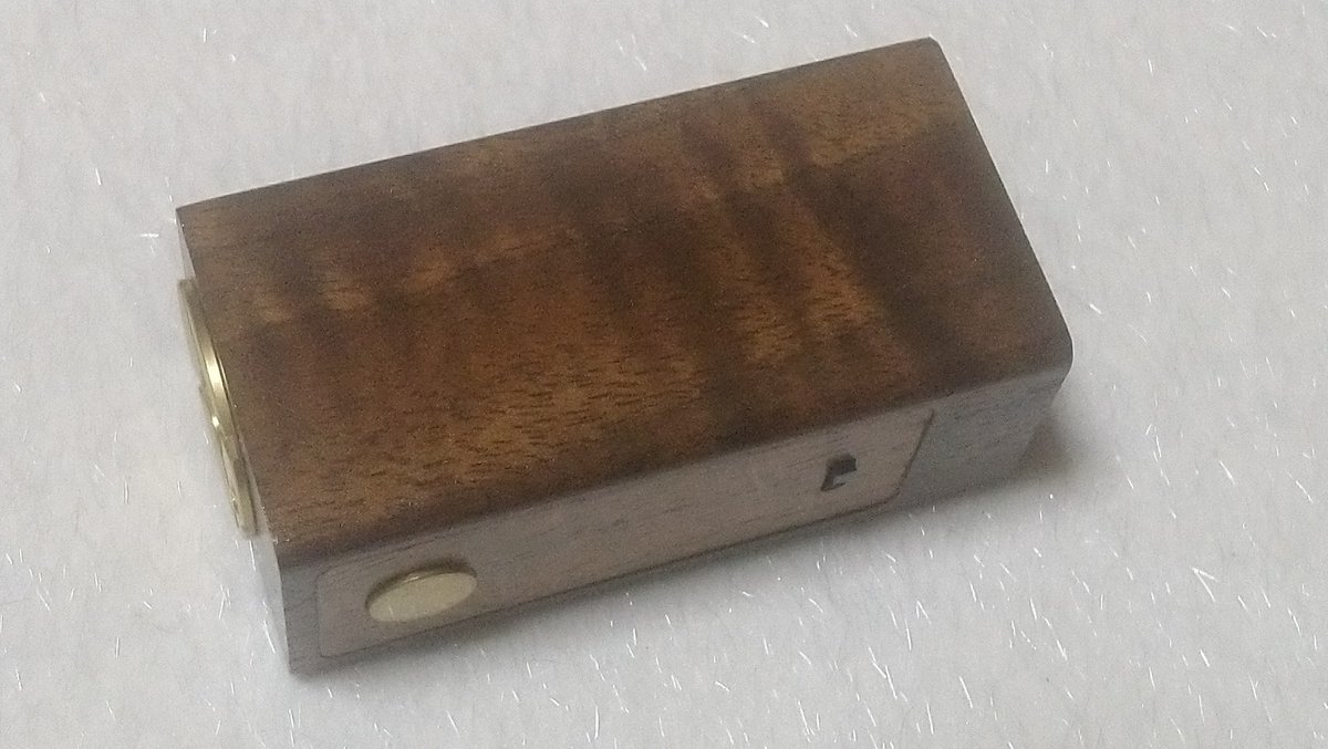 HamoJapan's tweet photo. GEACH MOD SⅡの生産に伴い、旧モデルの完成品をセール価格で販売いたします。
1点ずつしか在庫が無いためお早めにご検討ください。
https://t.co/yxki4tnLl2
SとSⅡの変更点は、アトマコネクターを埋め込み式にしただけですが、それに伴い内部寸法及びフタなど再設計されています。
性能は同じです。 https://t.co/VVlnAlAfrm