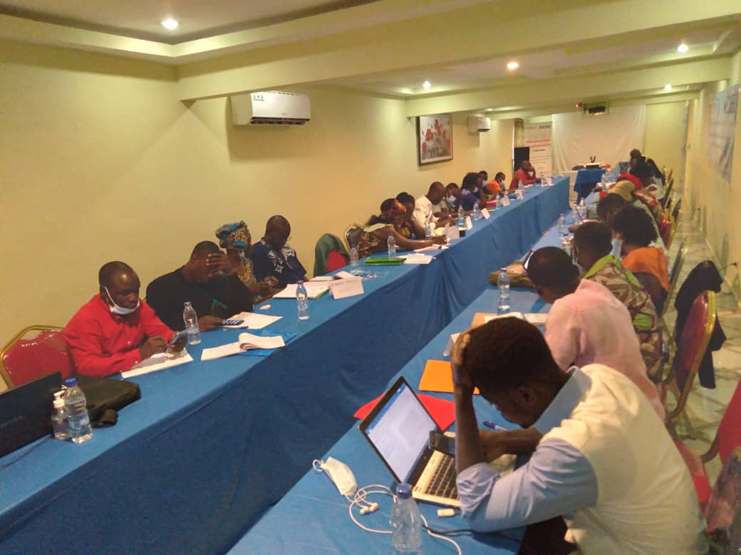 foscaoci's tweet image. #foscaoci 
#Monitortraining
#Election2020

La formation des moniteurs continue ce matin avec le rappel des Modules1 et 2 de la 1ere journée.