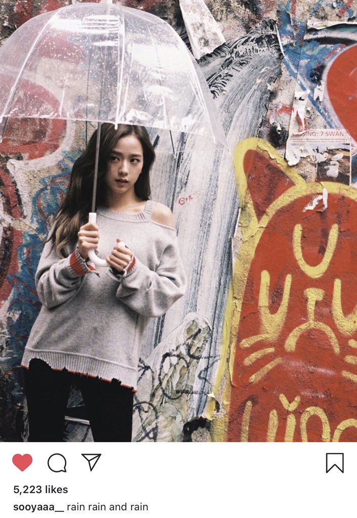nomjooninbonsai's tweet photo. Jisoo mentioning ☂️ could hint that this cb might see ☂️ used in the mv or maybe choreography...and how Rosè has been using the 🦋 emoji frequently, something that ariana has been using a lot so maybe an aripink collab is on theme way
#AriPinkIsComing #ArianaGrande #BLACKPINK https://t.co/q3CocsnW3R
