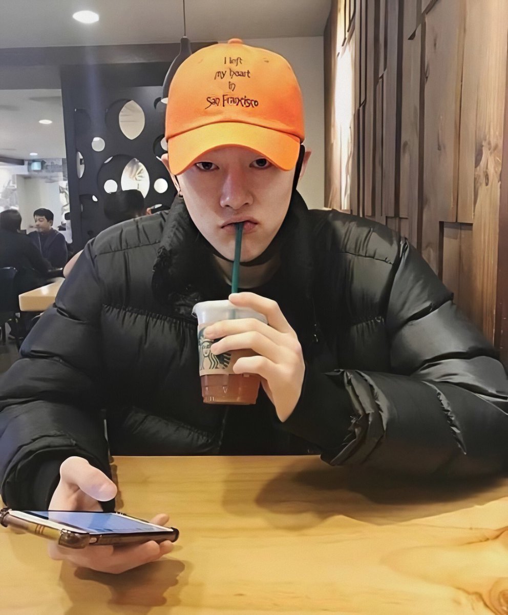 บีนี่ควอนครับแม่ ᯅ̈ tweet media