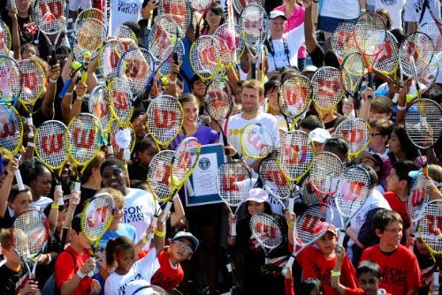 Throwback to when social distancing didn't exist and we could all be together to set a <a href="/GWR/">Guinness World Records</a> at <a href="/usopen/">US Open Tennis</a>!  <a href="/andreapetkovic/">Andrea Petkovic</a> <a href="/MardyFish/">Mardy Fish</a> and 658 of their closest friends at BJK Tennis Center in 2011. #tt 
ps Nice facial expression Mardy 😄
guinnessworldrecords.com/news/2011/9/mo…