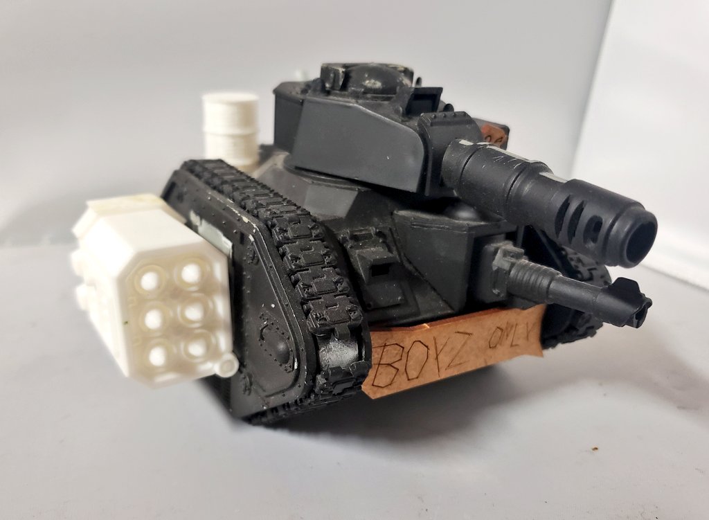 ODTGaming's tweet photo. Another submission! Boyz only! @KromlechEU #kitbashkromlech
#contest #kitbash #kitbashcontest #kitbashing #kitbashingwarhammer #kitbash40k #kitbashing40k #orks #warhammer40k #warhammercommunity #warhammer https://t.co/VtfeztZtkl