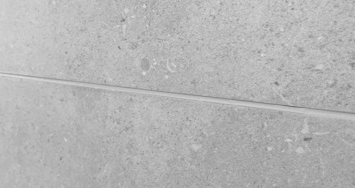 Buscas una junta específica para el sellado elástico en fachadas?, Neutro Color es el producto. Acabado perfecto. Sellante elástico de ‘reticulación neutra’. No coge polvo, no mancha, ideal para fachadas. products.kerakoll.com/yep-repository… <a href="/kerakoll_ES/">Kerakoll ES</a>