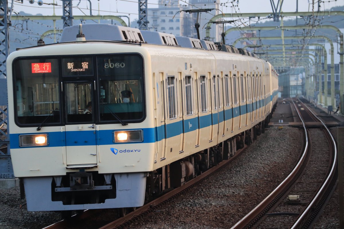 Zhe 写真垢on Twitter 8 6 小田急8000形8060f 和泉多摩川 Zhe 写真垢on Twitter 8 6 小田急8000形8060f 和泉多摩川