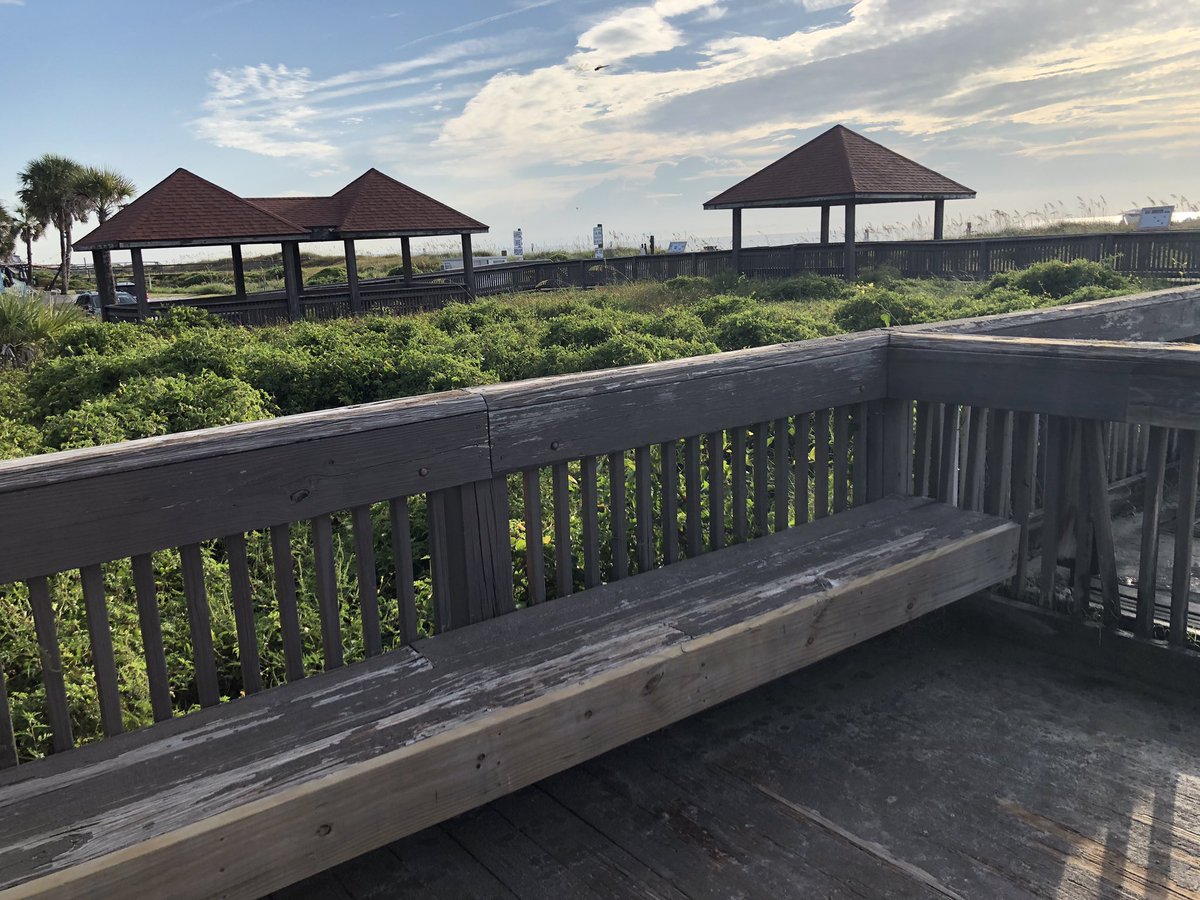 GrantsForCities's tweet photo. Took a walk to the beach and saw this beautiful seaside park. Couldn't help playing a game of spot the funder. #grants4cities #AmeliaIsland #Florida https://t.co/zjiCuzluAp
