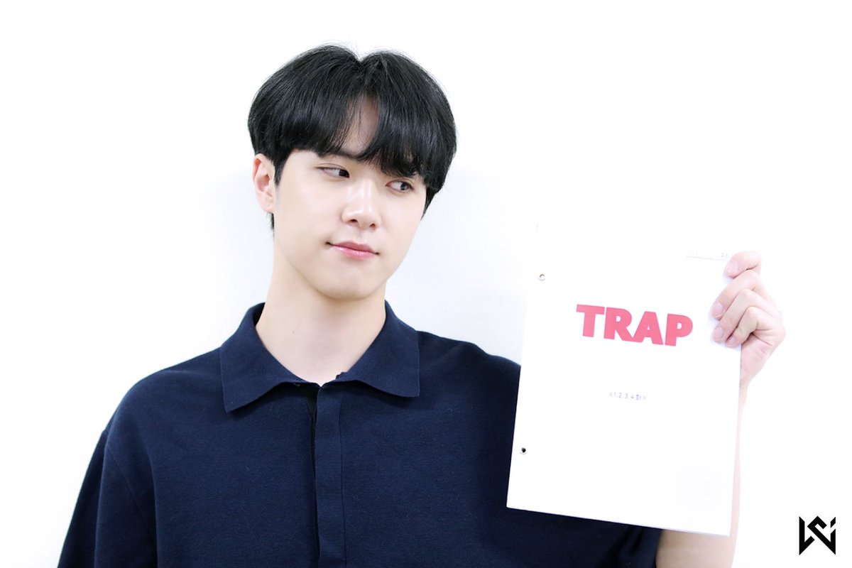 WEi__Official's tweet photo. [POST] ★동한이에게 퐁당 빠질 TRAP★

https://t.co/yOKIA6TEYX

#위아이 #WEi #김동한 #KIMDONGHAN https://t.co/jAQNrrJS1C