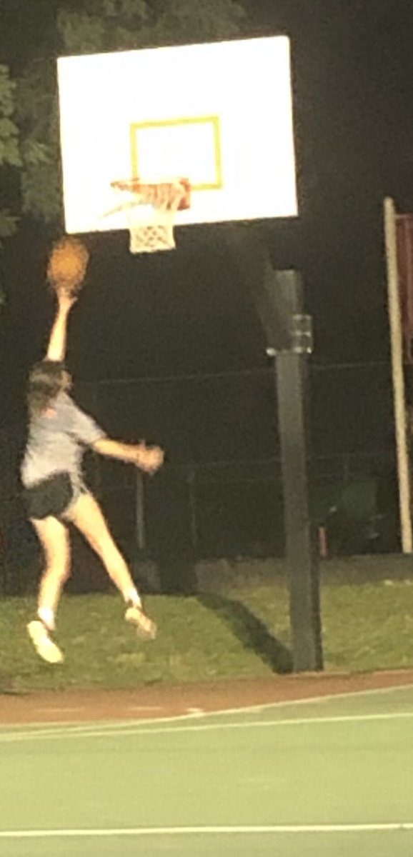 cmfinnegan4's tweet photo. Caught this one past her curfew...#BallerProblems @delaney_finn30 https://t.co/3tcqZt3R6Y