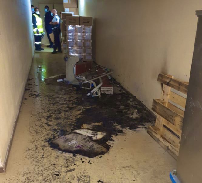 Plusieurs départs de feu, rapidement maîtrisés, cette nuit  dans les couloirs du <a href="/CHCayenne973/">CHCayenne</a> 

👉🏽Aucune perte humaine
👉🏽3 patients de réanimation relocalisés par sécurité
👉🏽Enquête et dépôt de plainte en cours