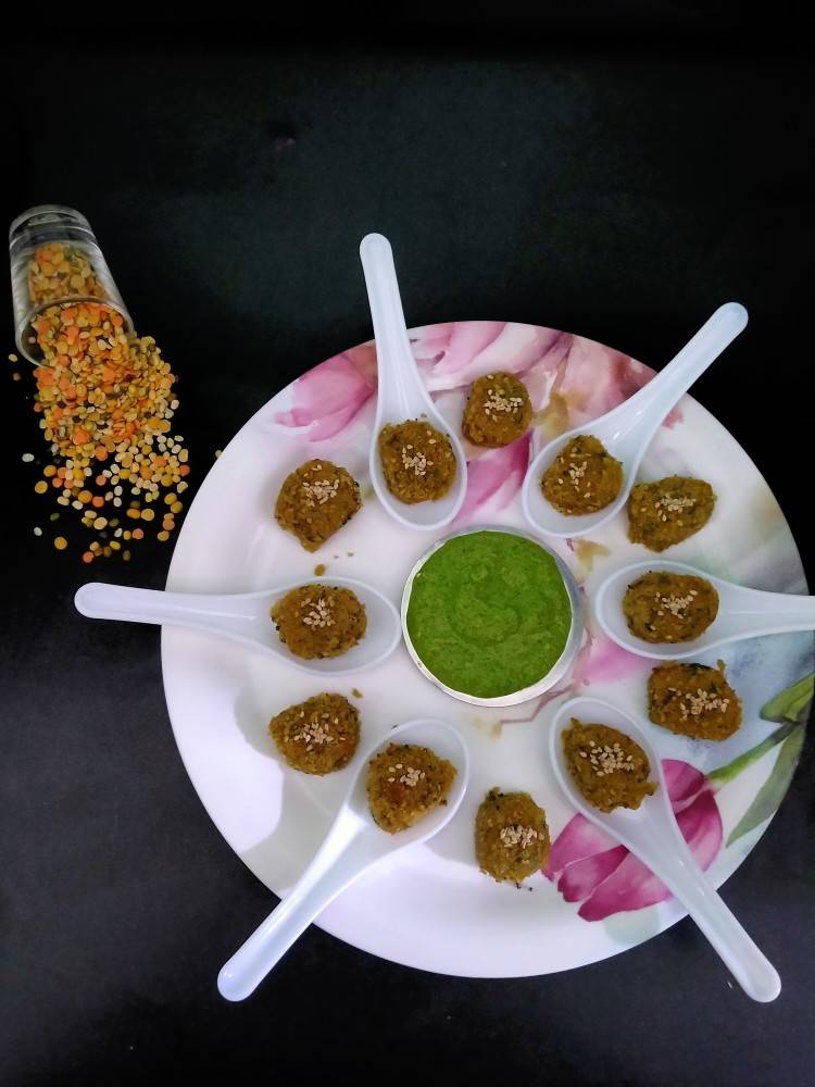 Healthy and Tasty Gujarati Dish.. Mix Dal Muthiya #HealthyFood is all you need in your #dailyroutine These #steamed mix dal muthiya is #alltimefavourite Gujarati Dish for tea time breakfast or dinner... Enjoy ☺️ Follow this below linked recipe themomsrecipe.wordpress.com/mix-dal-muthiy…