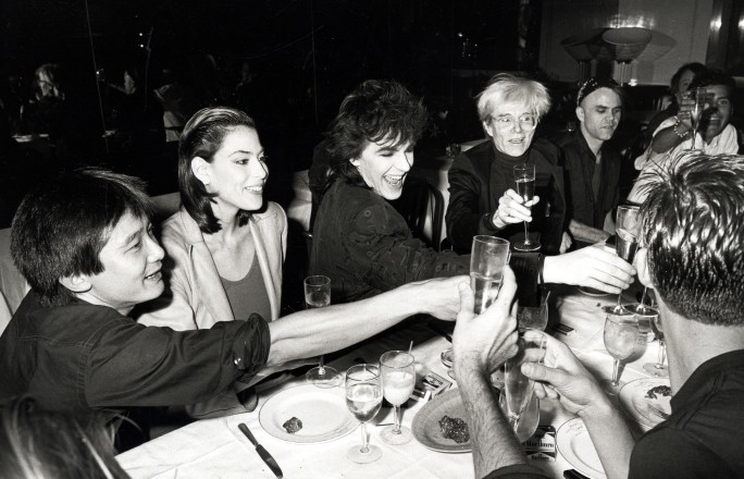 RevolverGallery's tweet photo. Mr. Chow, Nick Rhodes of Duran Duran and Andy Warhol attend Andy Warhol Birthday Party on August 6, 1985 at Mr. Chow's in New York City // #AndyWarhol #WarholRevisited #Warhol #RevolverGallery #MrChow #NickRhodes #DuranDuran https://t.co/IlIuCyx8wW