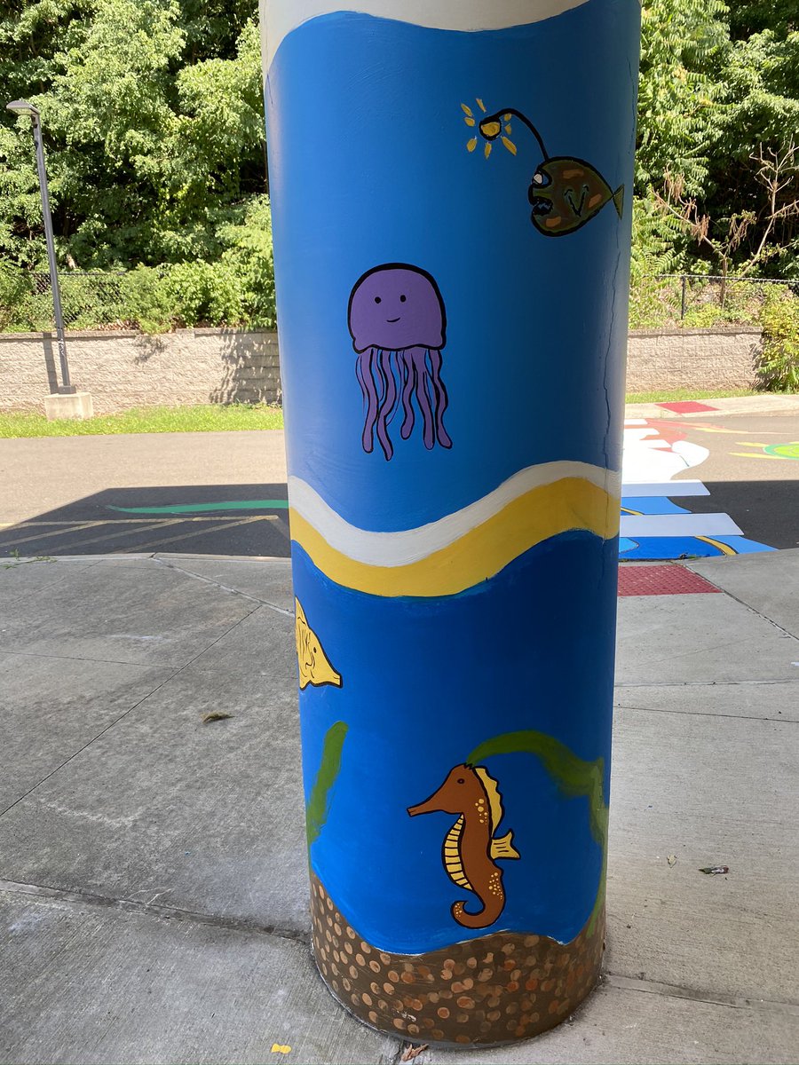RunoffART's tweet photo. Another creative crosswalk design featuring a turtle, a colorful coral reef, and of course A LOT of fish. These sea creatures are ready to get back to school. Are you? 

#lotsoffish #marinelife #h2Oed #publicart #art #turtle #seacreatures #cleanwater https://t.co/KfszMctUwP
