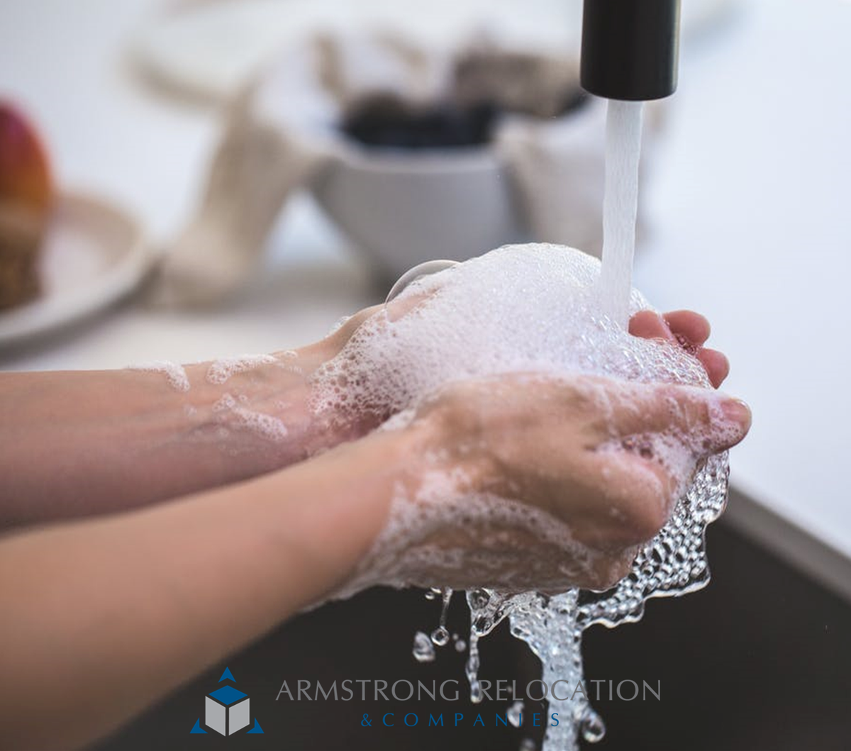 Arm_Jackson's tweet photo. Whether in the office or on the job, Armstrong’s team members are PPE-equipped and ready to help with your move!
.
Give us a call today at 601-856-8504 to book your moving services or get a quote here: https://t.co/X0okY2zGHi 
#goarmstrong #armstrongadvantage https://t.co/sR1uESkeU6