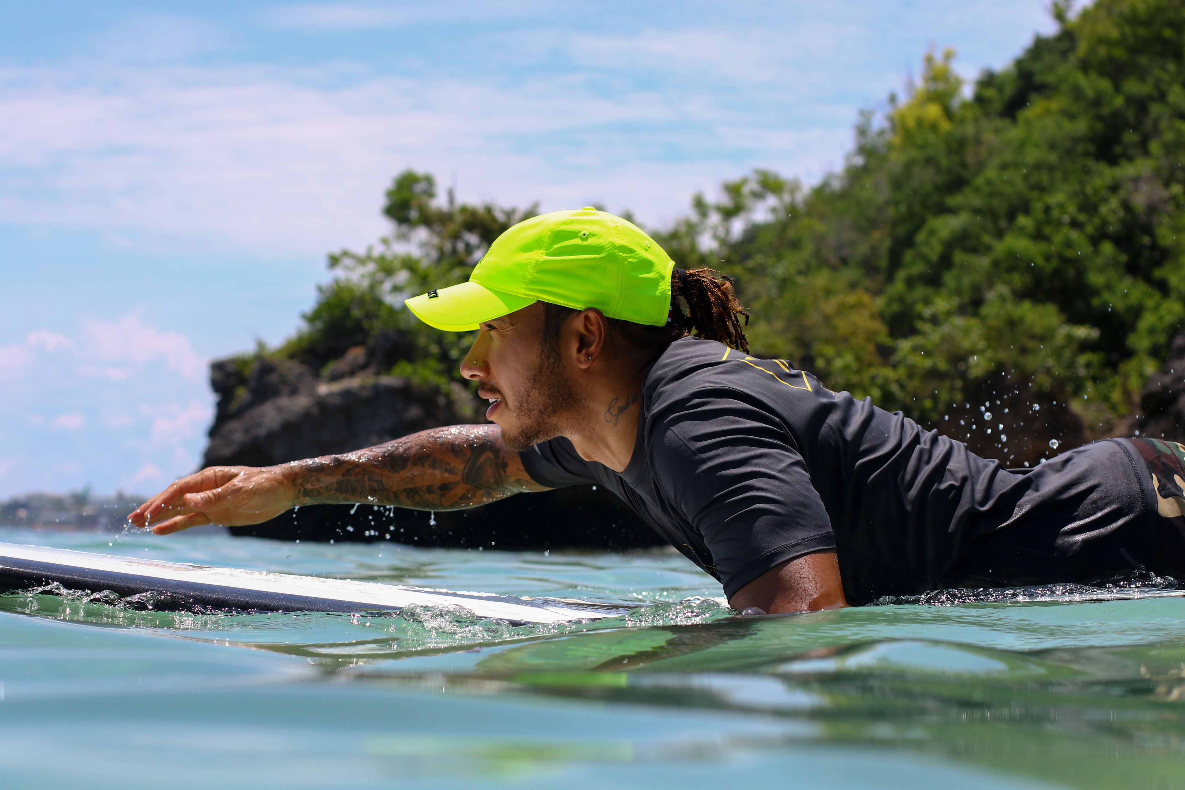 Surfing lewis outlet