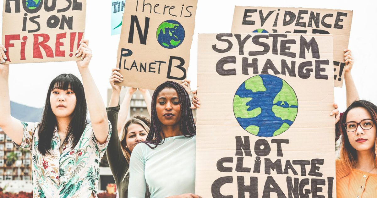 spunout's tweet photo. With the recent #climatecaseireland ruling, now is a great time to contact your local TD about Ireland's climate action plans. Find out more about how you can make your voice heard and demand action from our leaders.https://t.co/UjE4xhSyVM https://t.co/WvQYvcdlgC