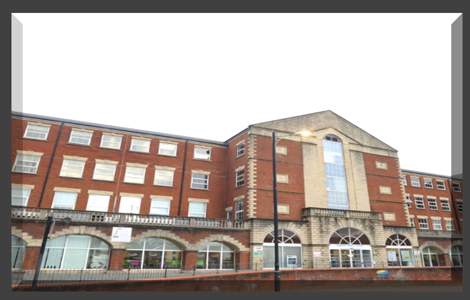 PeteJamiesonDWP's tweet photo. Great news that we have secured funding to support the delivery of several #workacademies with @WirralMet. Using online classes & safe spaces within the college, we have so many options to develop over 2300 students. Making sure that skills offered meet the growth sectors ππ https://t.co/dAUoB47B3J