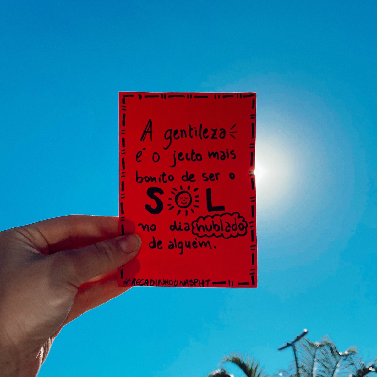 unaspht's tweet photo. Você já foi sol no dia nublado de alguém? Espalhe gentileza, espalhe luz ✨
#recadinhounaspht #unaspht #unasp #adventistas #mensagens #inspiração #frasesinspiradoras https://t.co/Uxom6f7qwj