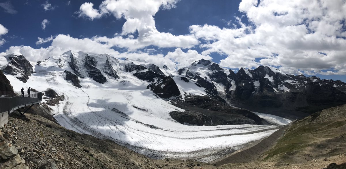 KarinNaegeli's tweet photo. @MarcBruetsch Wem sagst du das - Gruß aus dem oberen Tal! @EngadinStMoritz #diavolezza https://t.co/xLi42GIDcQ