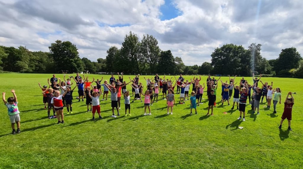 RugbyLeeds's tweet image. 👨‍👧‍👦| Great to be back delivering our first Multi-Sports Camp of the summer at @leosrugby this week!

75 children have enjoyed a fun-filled week of games, with all sessions following government guidelines!

Thank you to the Alwoodley Councillors for kindly sponsoring this camp! 🙌