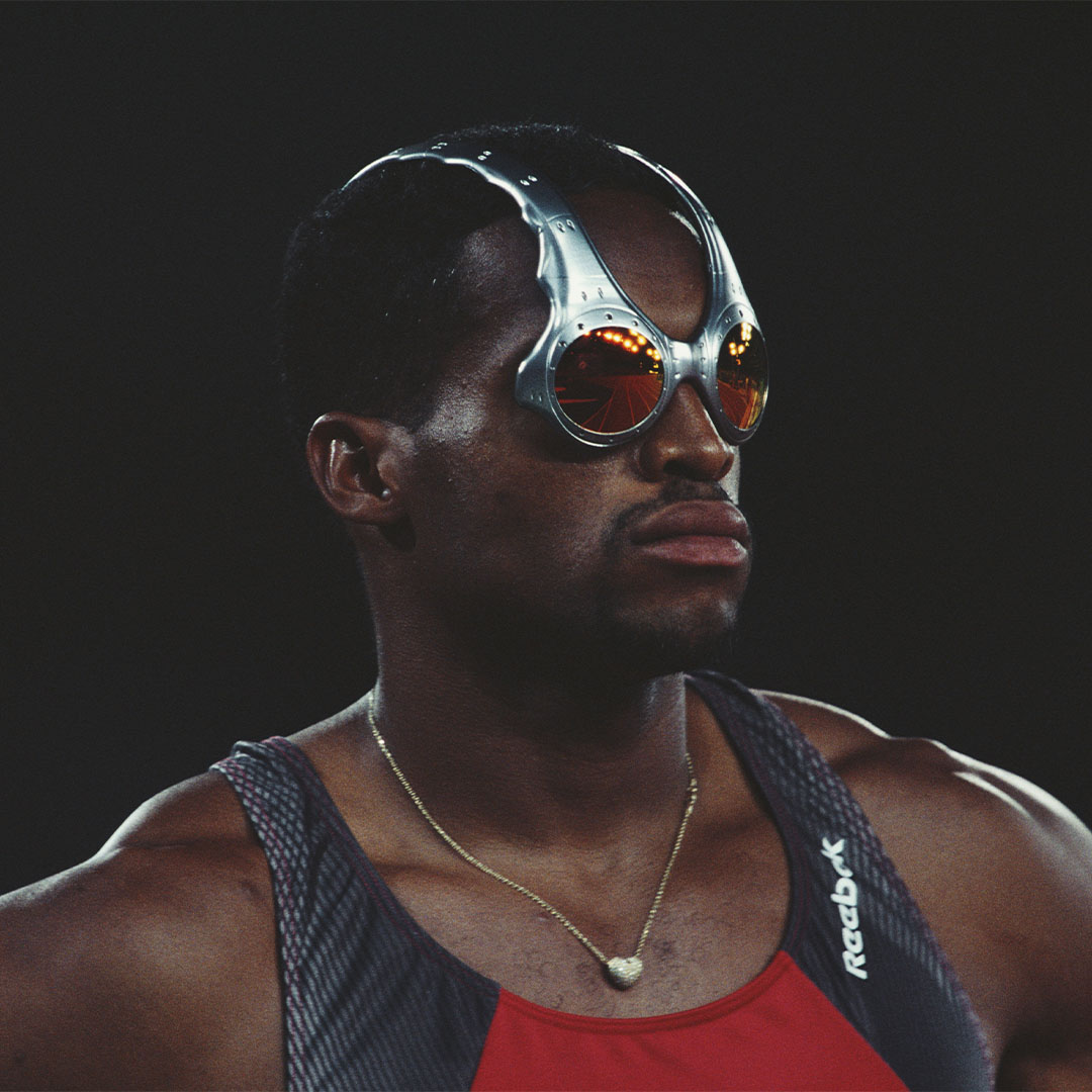 HYPEBEAST's tweet photo. Oakley's 2 OVERTHETOP has returned in "Precious Mettle" for the 20th-Anniversary.
Photo: Oakley

Learn more: https://t.co/Kenud0tlAx https://t.co/vXNyf3FIIo