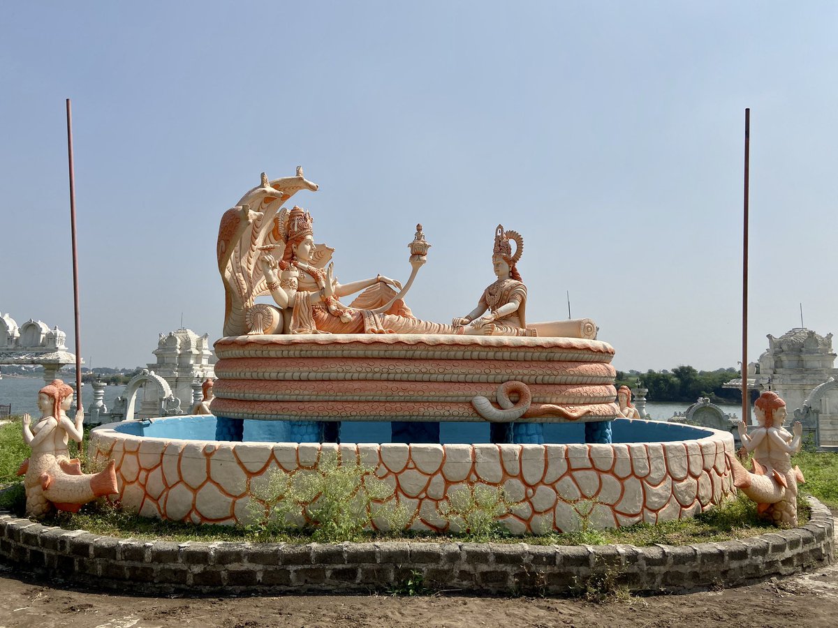 avadhutaashram's tweet photo. Peacefully resting Sree Lakshmi Narayana Swamy statue in
#AVADHUTAASHRAM
#Ganagapur #Karnataka #india
#Narayana #Dashavatar #lakshmidevi #rama #krishna #varaha #matsya #parasurama #narasihma #kurma #vamana #balarama #kalki #mahavishnu #mahalakshmi #jaisriram #jaisrikrishna https://t.co/vWGXBpVIq5