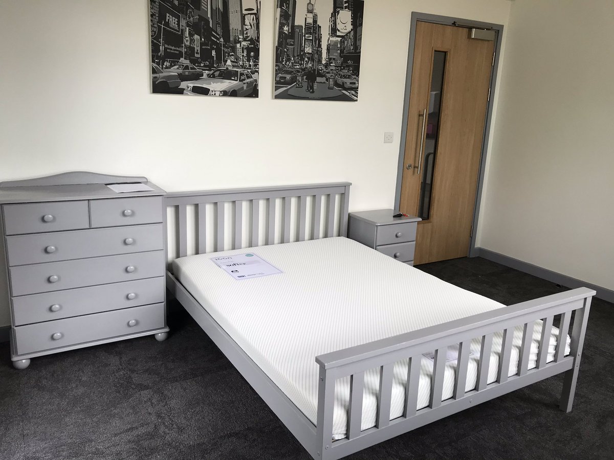 A huge thank you to Taunton @Carpetright for helping @SelworthySchool Sixth Form with a new mattress for their new life skill flat bedroom! #preparationforadulthood #SupportLocalBusinesses #opportunities #carpetright #thankyou