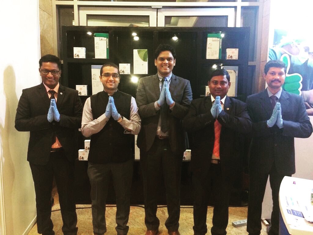 rajatmaestro's tweet photo. Days when a #demon called #covid19 didn’t exist and #ppe really needed a #push. #ThrowbackThursday #AnsellProtects #HandMudra #IDY @AnsellProtects https://t.co/2OnXfn23bw