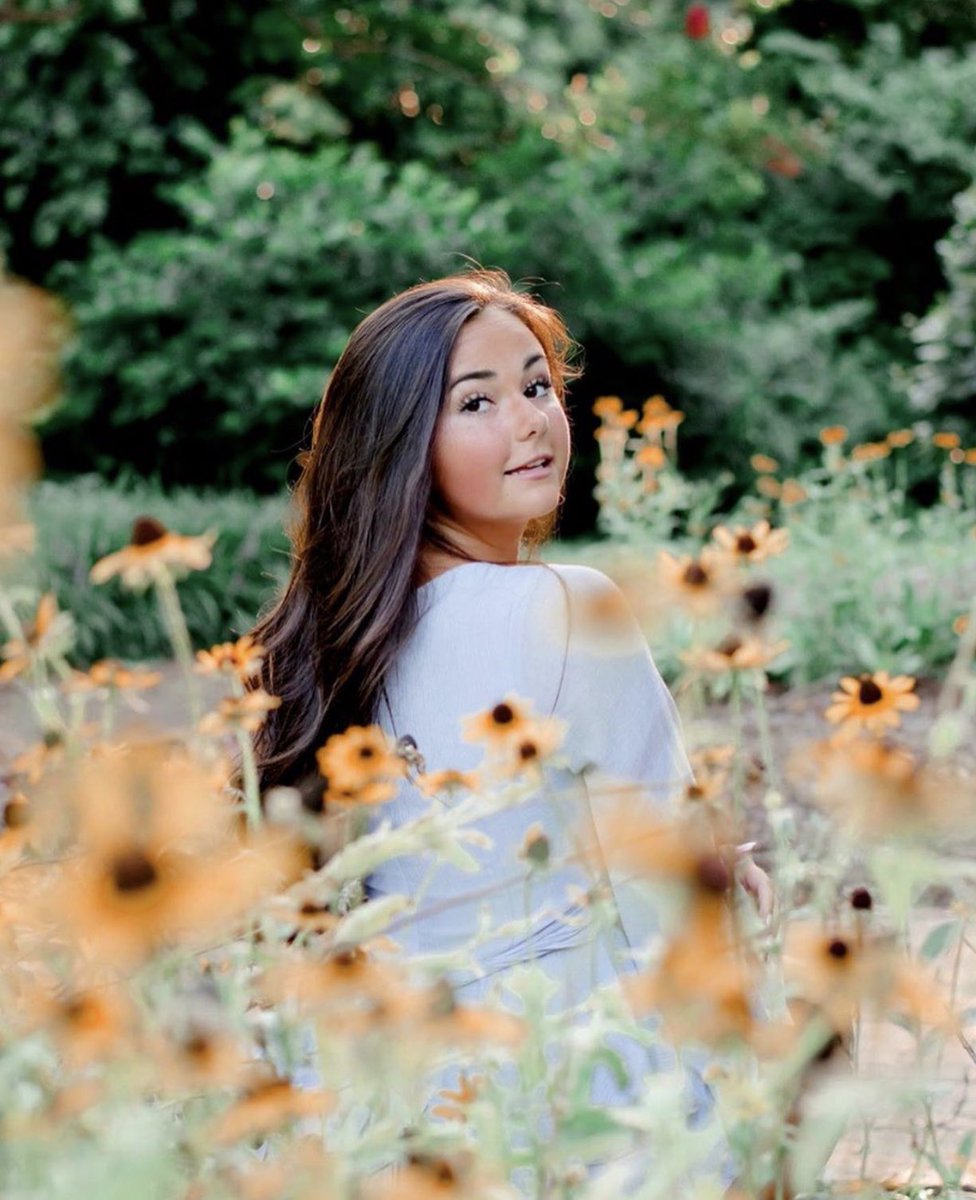 Hellooooooo Cutie!!! 🌻
Smile For the Camera 📸
In @jordansummnerrr Beautiful Senior Picture Looks!!!
Taken By <a href="/cherie/">Missy</a>.lynnne 📸 🙌🙌
Come Shop Beautiful Camera Ready Looks, Back to School, NEW Transition to Fall Collection + Huge $20 and Under SALE Too!!!