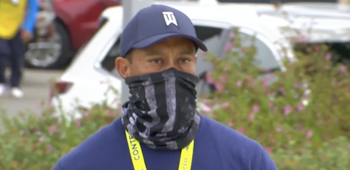 OGTigerTracker's tweet photo. Gonna go out on a limb and say he’s not smiling behind the cloth. All business. https://t.co/6cOEzX1Fu0