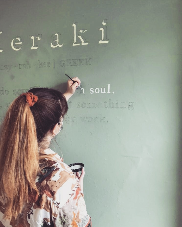 Currently working on a really exciting mural with the amazing <a href="/NellPressed/">Pressed Flowers by Nell</a> 🌸 check it out here! instagram.com/p/CDiyX6oDBes/…