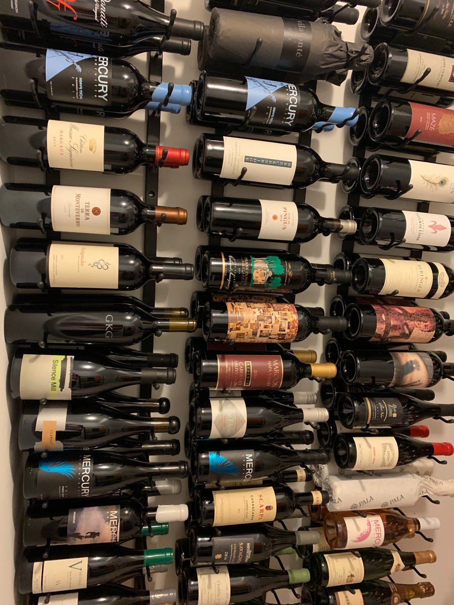 modehomeorg's tweet photo. Do you have a 'junk closet' at home?  What if you repurposed the stuff in there and transformed it to say, a wine storage room?  Look at these before and after photos.  Let MODE Home Organization help you declutter and reorganize your home!
#declutter #modehomeorganization https://t.co/E8hXOEX0ll